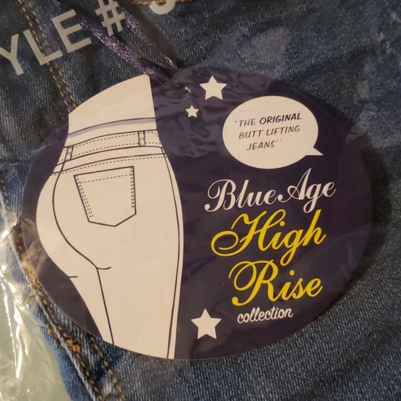 High Waisted Jean - Picture 2 of 6